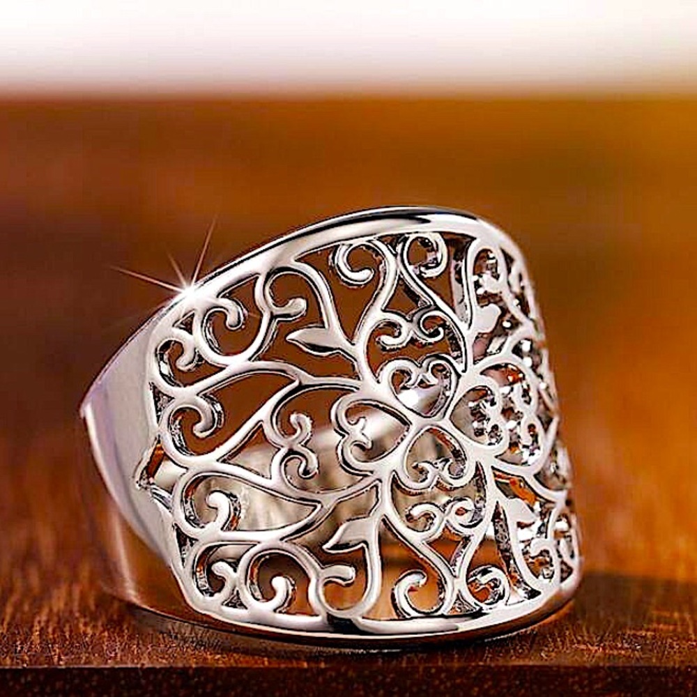 STERLING SILVER FLOWER HOLLOW VINTAGE RING - Picture 5 of 11